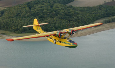 The last flight as C-FNJF en route Sywell – Duxford, September 26th, 2004 Photo: Keith Wilson